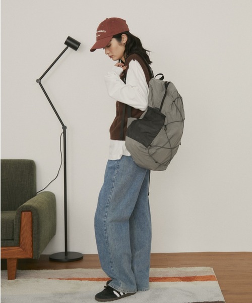 MERLOT（メルロー）の「【ウエスト調節可能】ウエストボタンストレートデニム（デニムパンツ・レディース・ブルー/ネイビー・FREE）」の21枚目の写真