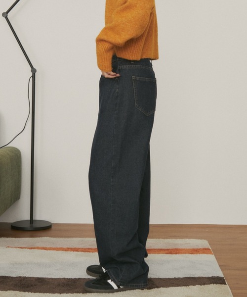 MERLOT（メルロー）の「【ウエスト調節可能】ウエストボタンストレートデニム（デニムパンツ・レディース・ブルー/ネイビー・FREE）」の14枚目の写真