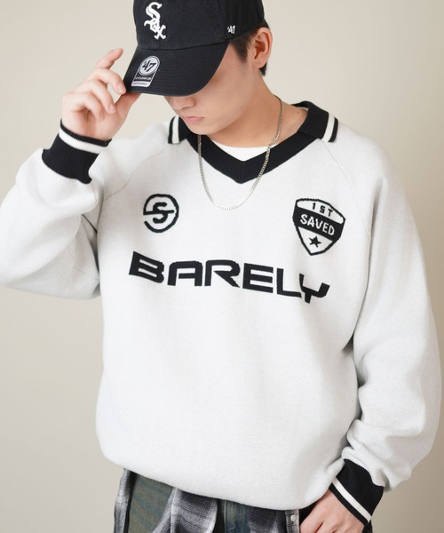 SPINNS（スピンズ）の「ストリート＆グランジ/スウェット感覚で着れる！襟付きゲームデザインニット（ニット/セーター・メンズ・レッド/ホワイト/ネイビー/ブラック・ONESIZE）」の2枚目の写真