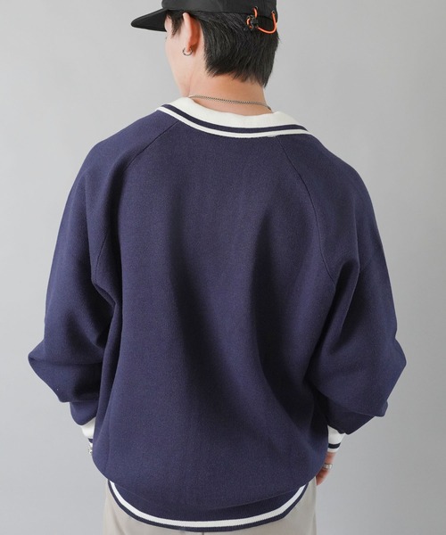 SPINNS（スピンズ）の「ストリート＆グランジ/スウェット感覚で着れる！襟付きゲームデザインニット（ニット/セーター・メンズ・レッド/ホワイト/ネイビー/ブラック・ONESIZE）」の16枚目の写真