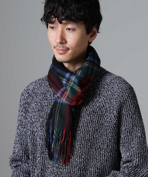 NANO universe（ナノユニバース）の「ソフトカシミヤブレンドチェックマフラー（マフラー・メンズ・レッド/イエロー/グリーン・FREE）」の3枚目の写真