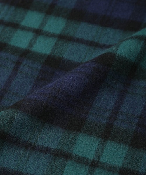 NANO universe（ナノユニバース）の「ソフトカシミヤブレンドチェックマフラー（マフラー・メンズ・レッド/イエロー/グリーン・FREE）」の4枚目の写真