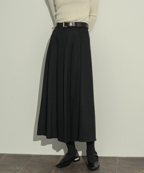 NEUNA(ヌナ)の「クラシックプリーツミディスカート(スカート・レディース・ブラック/グレー・FREE/LARGE)」の9枚目の写真
