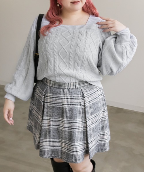 CLETTE(クレット)の「スクエアネックケーブルニット(ニット/セーター・レディース・チャコールグレー/ライトグレー/オフホワイト/ラベンダー・LL/3L/4L)」の13枚目の写真