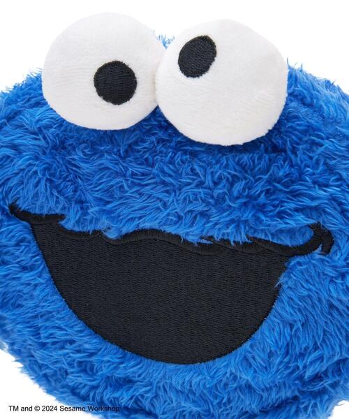 Maison de FLEUR（メゾンドフルール）の「クッキーモンスター フェイスポーチ（ポーチ・レディース・ブルー・FREE）」の6枚目の写真