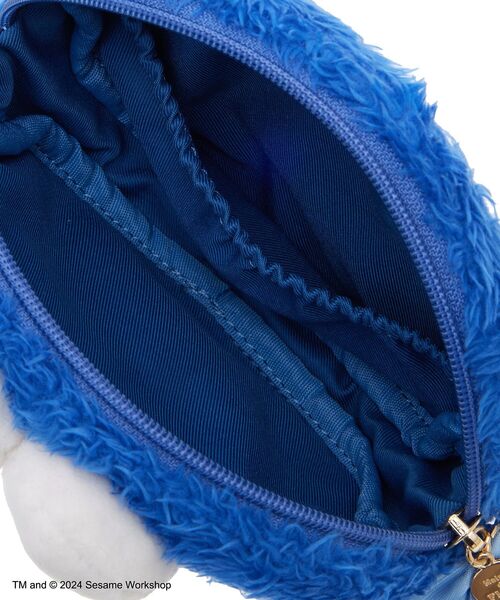 Maison de FLEUR（メゾンドフルール）の「クッキーモンスター フェイスポーチ（ポーチ・レディース・ブルー・FREE）」の9枚目の写真