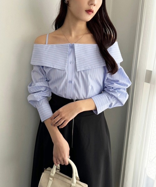 one after another NICE CLAUP(ワンアフターアナザーナイスクラップ)の「マルチway/オフショルロングシャツ(シャツ/ブラウス・レディース・ネイビー/ベージュ系その他/オフホワイト/ブルー系その他・FREE)」の21枚目の写真