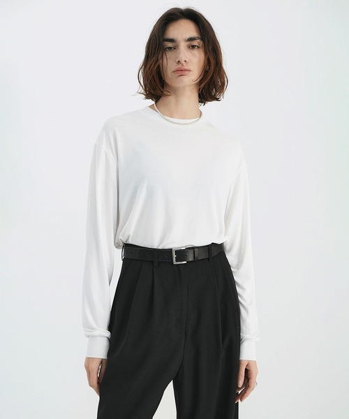 CLANE(クラネ)の「C/N SOFT CUT TOPS(Tシャツ/カットソー・レディース・ホワイト/ブラック/アイボリー/ネイビー・1/2)」の2枚目の写真