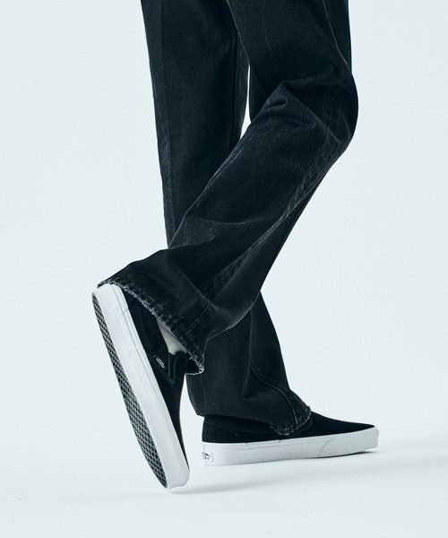 VANS（バンズ）の「"限定展開モデル"  VANS / バンズ クラシック スリッポン（スリッポン・メンズ・ブラック・90/100/110/80/85/95/70/75/105）」の8枚目の写真