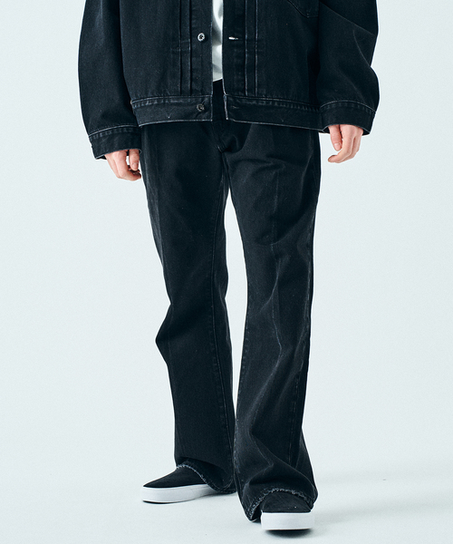 VANS（バンズ）の「"限定展開モデル"  VANS / バンズ クラシック スリッポン（スリッポン・メンズ・ブラック・90/100/110/80/85/95/70/75/105）」の6枚目の写真