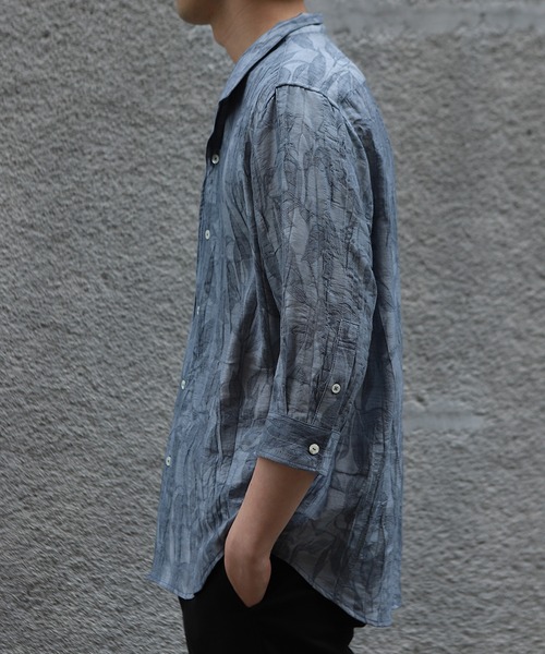 MEN'S BIGI（メンズビギ）の「総柄シアージャカード7分袖オープンカラーシャツ（シャツ/ブラウス・メンズ・ブラウン/ブラック/ブルー・02/01/03）」の13枚目の写真