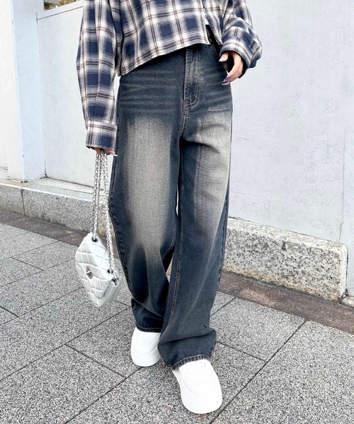 INGNI(イング)の「デニムワイドパンツ(デニムパンツ・レディース・ブルー系その他/ブルー系その他3/ブルー系その他4/グレー・S/M)」の17枚目の写真
