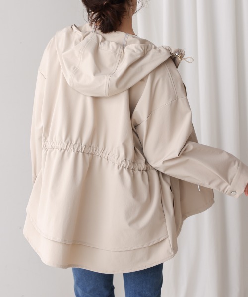 Bou Jeloud（ブージュルード）の「撥水・花粉ティアードジャケット（その他アウター・レディース・ベージュ/ブラック・FREE）」の8枚目の写真