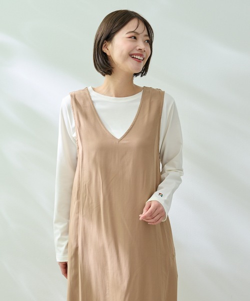 Arnold Palmer（アーノルドパーマー）の「Vネック Aライン ジャンスカ（ジャンパースカート・レディース・ベージュ/チャコールグレー・M/S/L）」の8枚目の写真