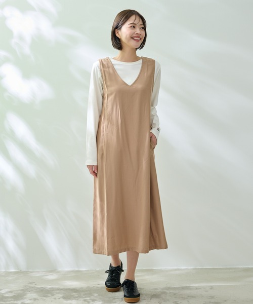 Arnold Palmer（アーノルドパーマー）の「Vネック Aライン ジャンスカ（ジャンパースカート・レディース・ベージュ/チャコールグレー・M/S/L）」の10枚目の写真