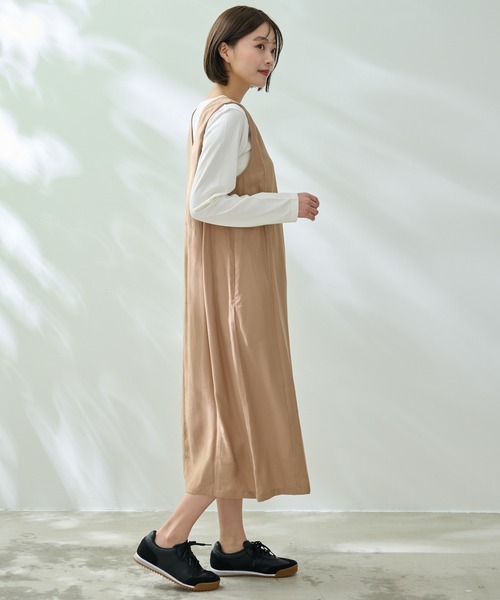 Arnold Palmer（アーノルドパーマー）の「Vネック Aライン ジャンスカ（ジャンパースカート・レディース・ベージュ/チャコールグレー・M/S/L）」の9枚目の写真