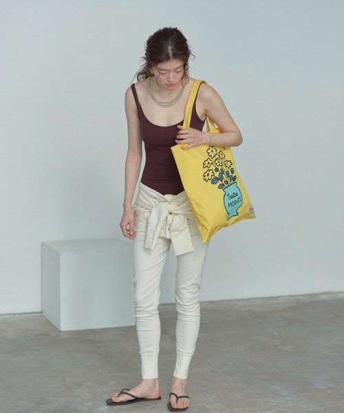 THEATRE PRODUCTS（シアタープロダクツ）の「【THEATRE PRODUCTS ｜ Shiomi Wadaコラボ】コットンキャンバストートバッグ フラワー/ネコ（トートバッグ・レディース・イエロー/ベージュ・FREE）」の8枚目の写真