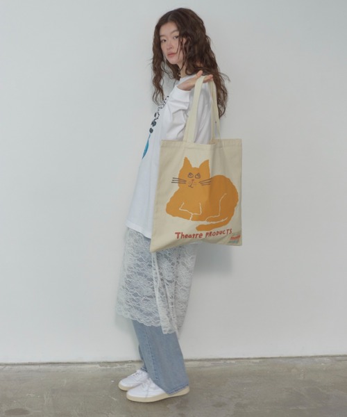 THEATRE PRODUCTS（シアタープロダクツ）の「【THEATRE PRODUCTS ｜ Shiomi Wadaコラボ】コットンキャンバストートバッグ フラワー/ネコ（トートバッグ・レディース・イエロー/ベージュ・FREE）」の21枚目の写真