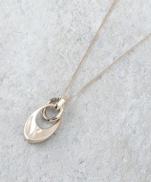 OPAQUE.CLIP(オペークドットクリップ)の「2連リングロングネックレス(ネックレス・レディース・シルバー/ゴールド・00)」の2枚目の写真