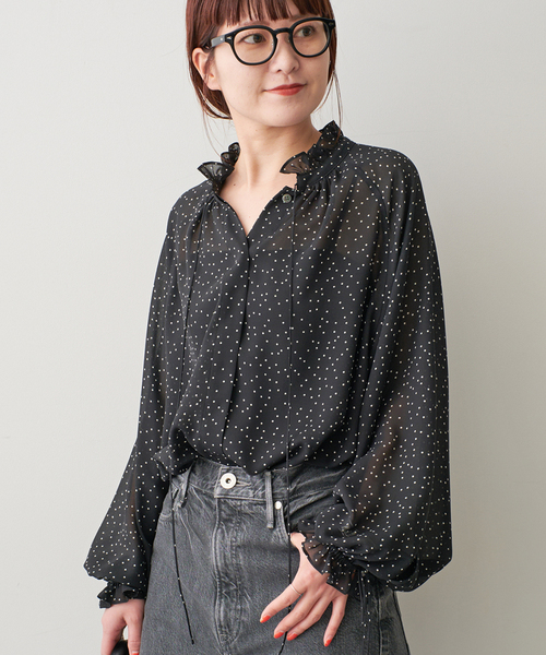 2024Spick＆span ブラックフリルネックシャツ　黒　リボン　ほほ未使用 2024Spick＆span ブラックフリルネックシャツ 黒 リボン ほほ未