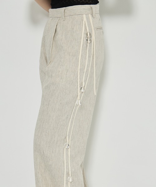 RIV NOBUHIKO(リブノブヒコ)の「【riv nobuhiko/リブノブヒコ】MICHE TROUSER/ワイドパンツ/トラウザー(その他パンツ・レディース・アイボリー・1/2)」の14枚目の写真
