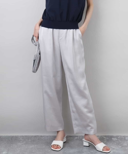 MK MICHEL KLEIN（エムケーミッシェルクラン）の「リラックスサテンテーパードパンツ/洗える（その他パンツ・レディース・ダークグレー/ライトグレー・38）」の2枚目の写真