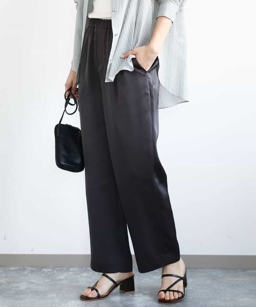 MK MICHEL KLEIN（エムケーミッシェルクラン）の「リラックスサテンテーパードパンツ/洗える（その他パンツ・レディース・ダークグレー/ライトグレー・38）」の10枚目の写真