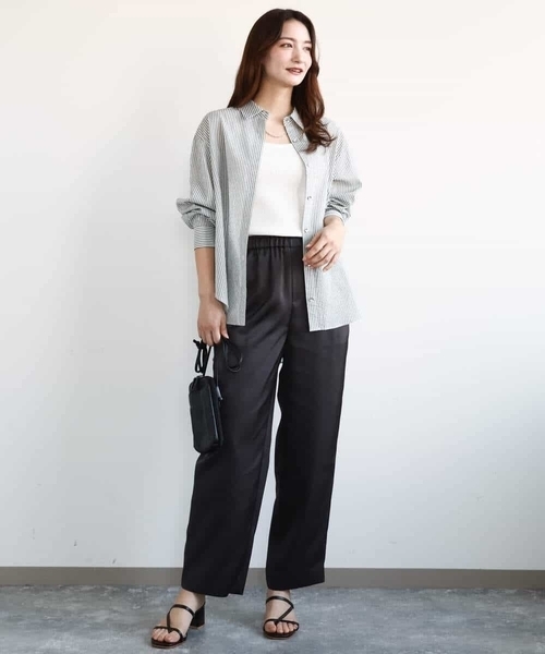 MK MICHEL KLEIN（エムケーミッシェルクラン）の「リラックスサテンテーパードパンツ/洗える（その他パンツ・レディース・ダークグレー/ライトグレー・38）」の11枚目の写真