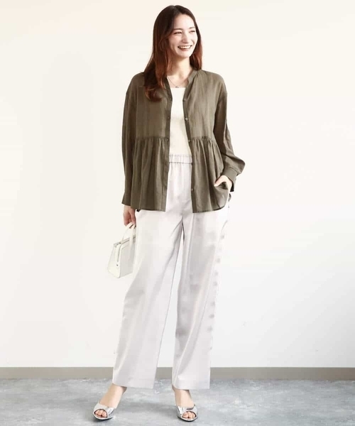 MK MICHEL KLEIN（エムケーミッシェルクラン）の「リラックスサテンテーパードパンツ/洗える（その他パンツ・レディース・ダークグレー/ライトグレー・38）」の15枚目の写真