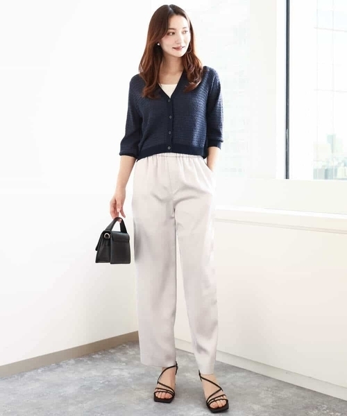 MK MICHEL KLEIN（エムケーミッシェルクラン）の「リラックスサテンテーパードパンツ/洗える（その他パンツ・レディース・ダークグレー/ライトグレー・38）」の19枚目の写真