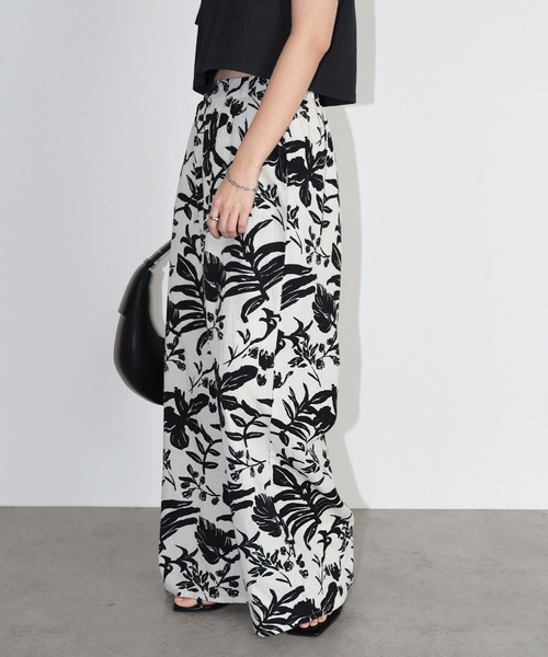 リーフ柄イージーワイドパンツ（その他パンツ）｜andme（アンドミー