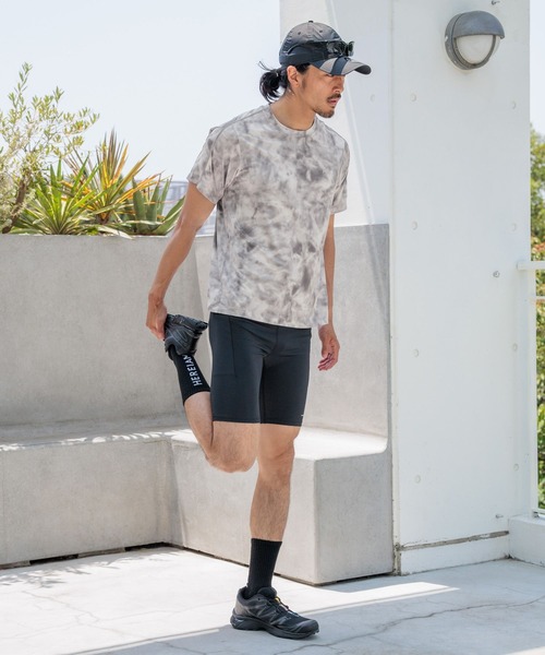 HEREIAM（ヘレイアム）の「【HEREIAM MEN】吸水速乾/ミラーロゴハーフスリーブ（Tシャツ/カットソー・メンズ・チャコール/ブラック/その他9・LARGE/MEDIUM/SMALL）」の4枚目の写真