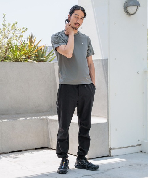 HEREIAM（ヘレイアム）の「【HEREIAM MEN】吸水速乾/ミラーロゴハーフスリーブ（Tシャツ/カットソー・メンズ・チャコール/ブラック/その他9・LARGE/MEDIUM/SMALL）」の8枚目の写真