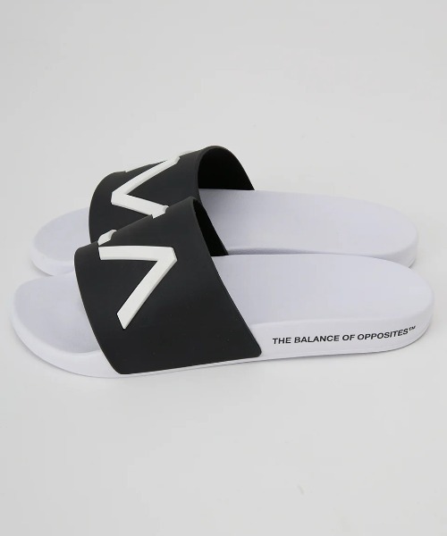 RVCA(ルーカ)の「RVCA レディース RVCA SHOWER SLIDE ファッションサンダル 【2025年春夏モデル】/ルーカロゴスライドサンダル(サンダル・レディース・ホワイト/ブラック/ブラック系その他・5/6/7)」の4枚目の写真