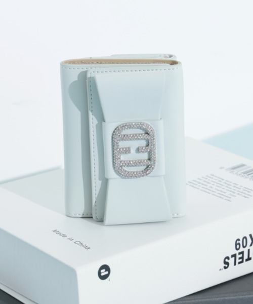 JILL by JILLSTUART ミラーJメタルウォレット　ホワイト 財布 ミラーJメタルウォレット｜ジルバイジルスチュアートの通販