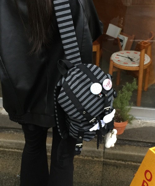 Judin(ジュディン)の「Border design flap backpack【JD】(バックパック/リュック・レディース・ブラック・FREE)」の4枚目の写真