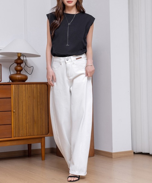 DAY CLOSET(デイ クローゼット)の「【大きいサイズ有】美脚魅せ。カーブシルエット ワンポイントタグ 綿混 デニム パンツ レディース(デニムパンツ・レディース・ブルー/ホワイト/ブラック・XL/S/M/L)」の8枚目の写真