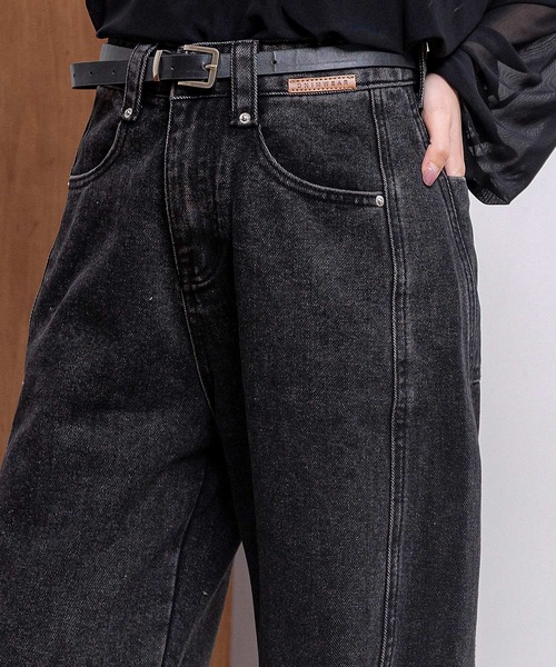 DAY CLOSET(デイ クローゼット)の「【大きいサイズ有】美脚魅せ。カーブシルエット ワンポイントタグ 綿混 デニム パンツ レディース(デニムパンツ・レディース・ブルー/ホワイト/ブラック・XL/S/M/L)」の17枚目の写真