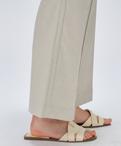 cloenc(クロエンス)の「【セットアップ/手洗い可】リネンブレンドイージーパンツ(その他パンツ・レディース・オフホワイト/ブラウン系/ダークグレー/ライトグリーン・02/01/03)」の17枚目の写真