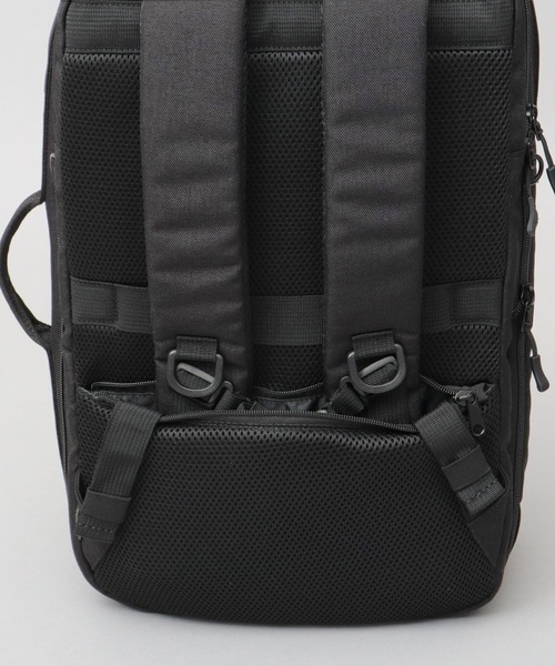 fulcro(フルクロ)の「fulcro フルクロ 撥水 14ポケット バックパック プロ ビジネスリュック A4サイズ・15インチPC収納対応 Explorerシリーズ 16-25L(バックパック/リュック・メンズ・ブラック・FREE)」の2枚目の写真