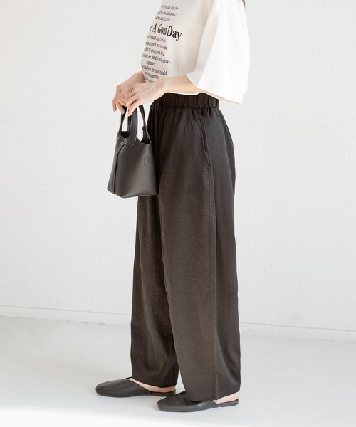 MAISON DE THERESE（メゾン ド テレーズ）の「ゆったりハーレムワイドパンツ（9分丈）（その他パンツ・レディース・アイボリー/モカ/グレイッシュブルー/ブラック/カーキ/ネイビー・L/M）」の15枚目の写真