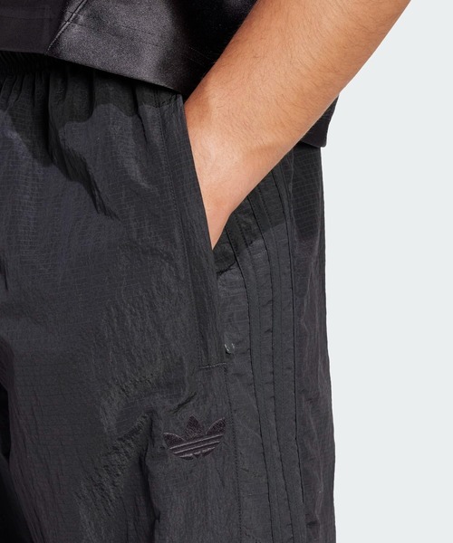 セール】アディカラー 2000s ウーブントラックパンツ