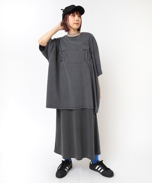 RNA(アールエヌエー)の「D1673 ピグメントタンクワンピ(ワンピース・レディース・ブルー/チャコール/ブラウン・MEDIUM)」の5枚目の写真