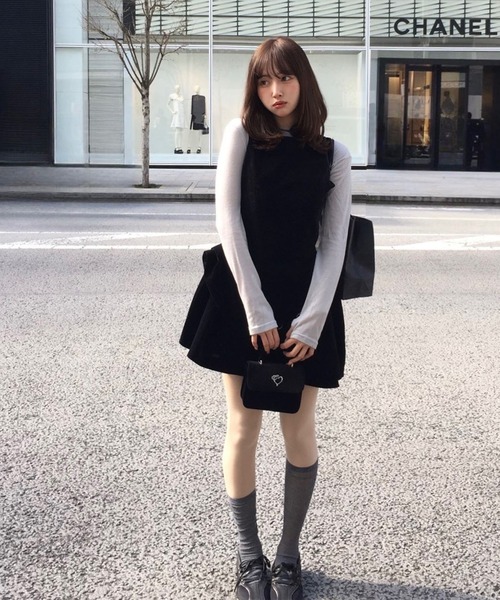 Judin(ジュディン)の「Velvet mini dress【JD】(ドレス・レディース・ブラック・S/M)」の6枚目の写真