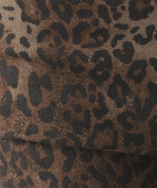 FOREVER 21（フォーエバー トゥエンティーワン）の「【2025SS】レオパードフレアパンツ（その他パンツ・レディース・レオパード・MEDIUM/SMALL）」の2枚目の写真