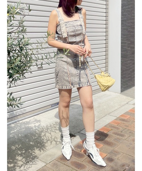 EVRIS（エヴリス）の「デニムポケットジャンスカ（ワンピース・レディース・ブラック/ベージュ・SMALL/MEDIUM）」の6枚目の写真