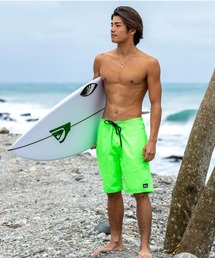 Quiksilver（クイックシルバー）の「EVERYDAY BUTT BEACHS /クイックシルバー水陸両用サーフトランクス・ボードショーツ・バギーショーツ(水着)（水着）」