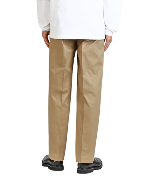 Scye（サイ）の「Scye / サイ ベーシックス：San Joaquin Cotton Pleated Trousers：5125-81507[MUS]（チノパンツ・メンズ・ベージュ・38/36）」の8枚目の写真