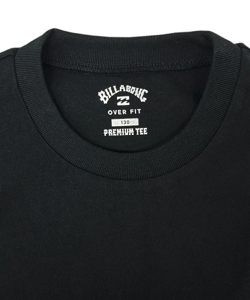 BILLABONG(ビラボン)の「BILLABONG キッズ ARCH FILL Tシャツ 【2025年夏モデル】/ビラボンキッズバックプリント半袖Tシャツ(Tシャツ/カットソー・キッズ・レッド/ブラック/ホワイト・130/140/150/160)」の11枚目の写真