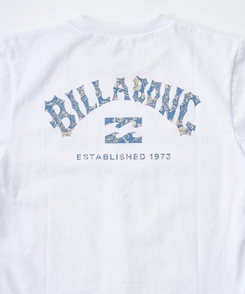 BILLABONG(ビラボン)の「BILLABONG キッズ ARCH FILL Tシャツ 【2025年夏モデル】/ビラボンキッズバックプリント半袖Tシャツ(Tシャツ/カットソー・キッズ・レッド/ブラック/ホワイト・130/140/150/160)」の6枚目の写真